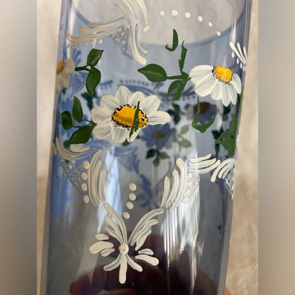 🖤 Hand Painted Tall Blue Glass Vase Daisy Floral Artist assigned L. Lavieri